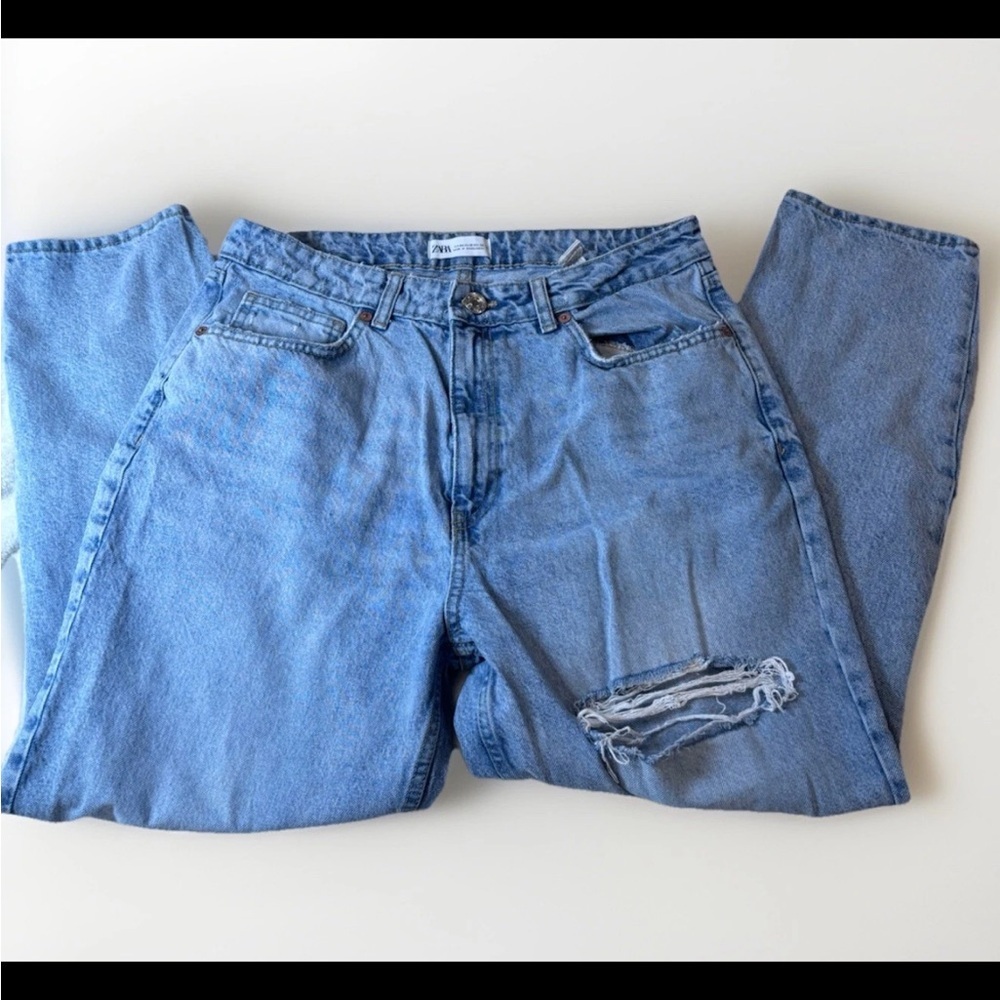 Zara Women's Relaxed Distressed Blue Jeans Size 12 - Picture 6 of 7